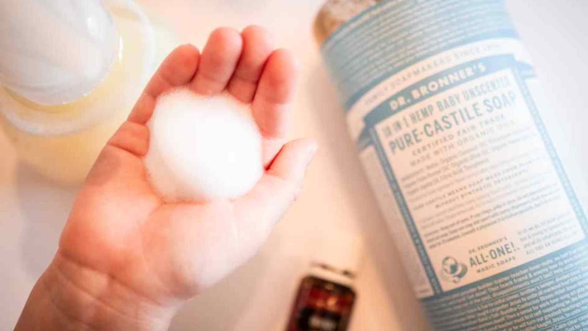 DIY Thieves Foaming Hand Soap