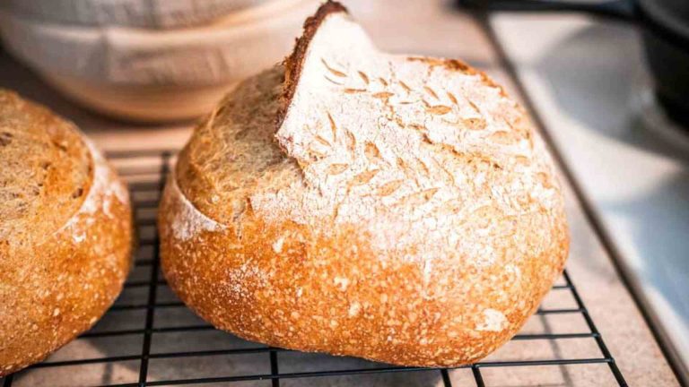 Easy Dutch Oven Sourdough Bread