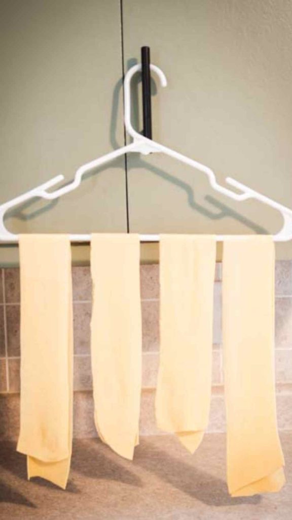 hanger drying lasagna sheets